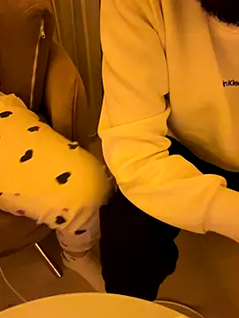 Snapshot of Soinanai chatting on 11-15-25, 06:15 Soinanai online show from 11-15-25, 06:15