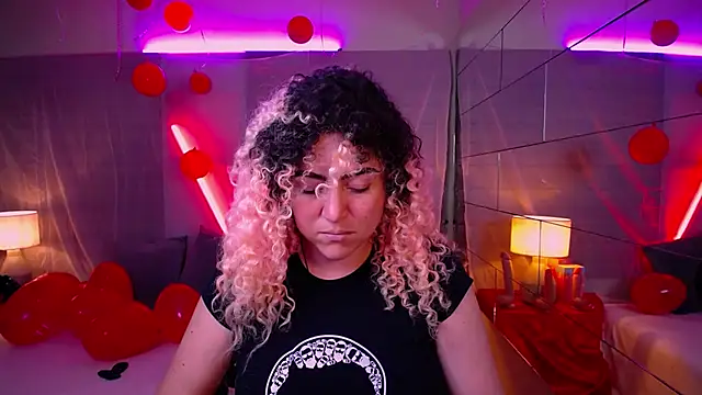 Kateryn  online show from 02-18-25, 07:52