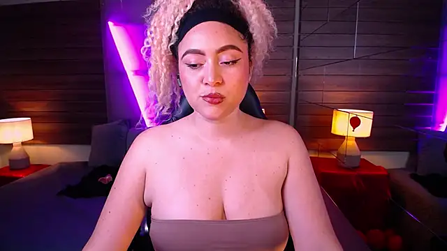 Kateryn  online show from 03-07-25, 11:05