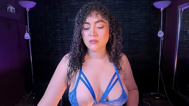 Kateryn  online show from 03-11-25, 12:00