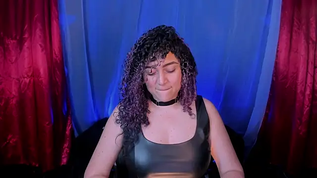 Kateryn  online show from 03-19-25, 08:43