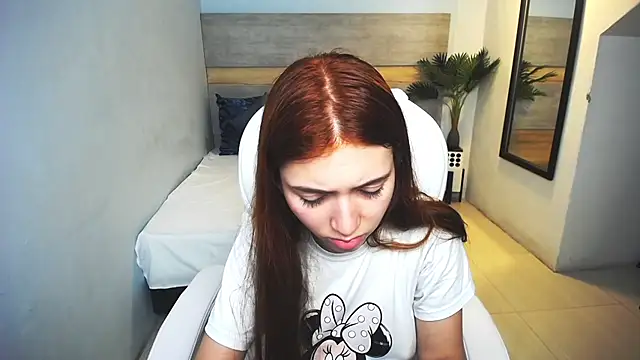 liseth fox online show from 12-23-24, 03:33