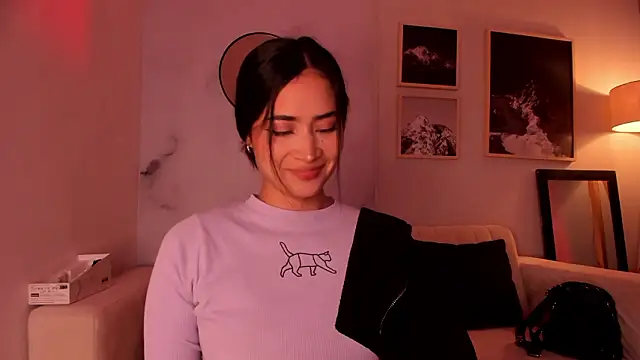 lara madisson online show from 02-17-26, 05:59