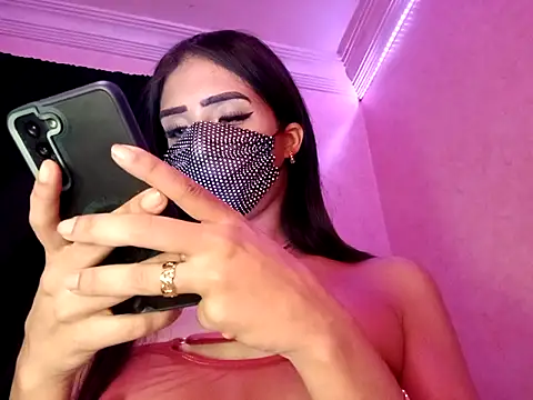 ---sophia--- online show from 09-26-25, 07:18