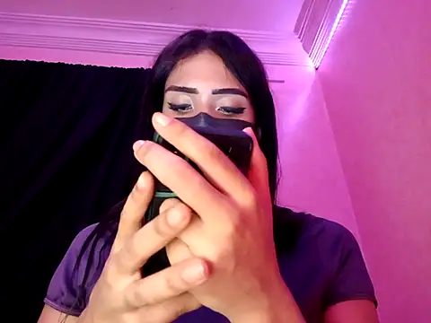 ---sophia--- online show from 10-03-25, 09:01