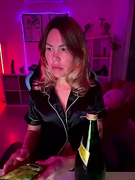 Lara Bergmann online show from 01-14-26, 05:29