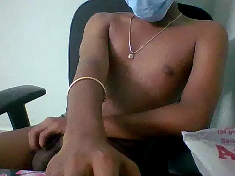 Snapshot of Bangalore_boy29 chatting on 04-12-26, 05:01 Bangalore boy29 online show from 04-12-26, 05:01