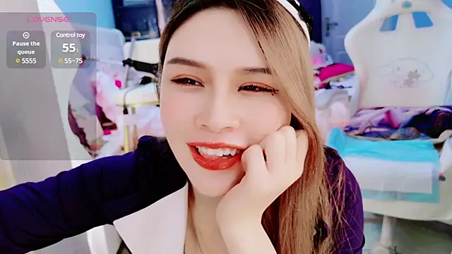 HU131452 online show from 12-14-24, 11:34