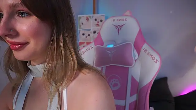 AnnLevine online show from 11-14-25, 02:16