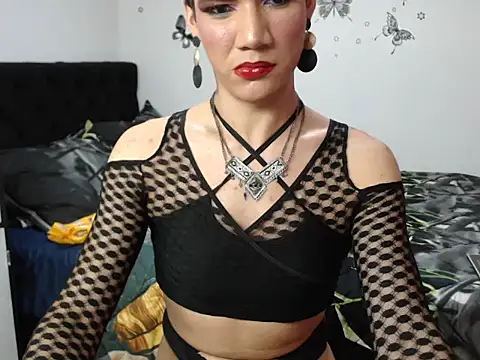 luna grans 777 online show from 04-17-26, 04:04