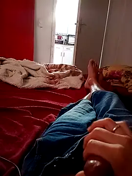 Snapshot of pau_gostosooo chatting on 09-20-25, 07:48 pau gostosooo online show from 09-20-25, 07:48