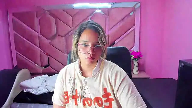 Olivia Fox69 online show from 01-28-25, 07:00