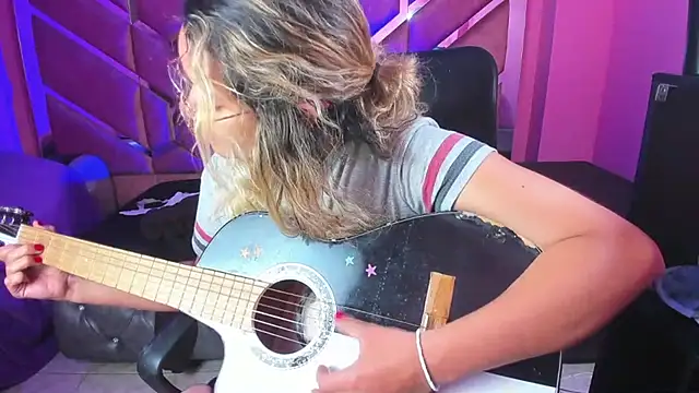 Olivia Fox69 online show from 02-19-25, 09:17