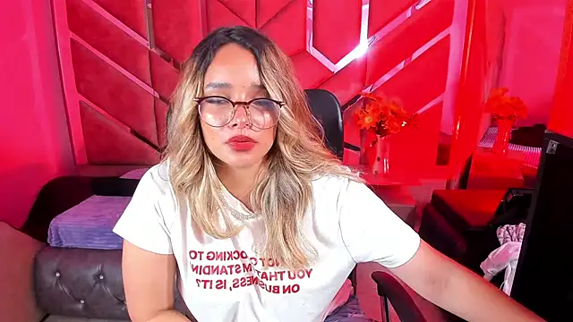 Olivia Fox69 online show from 10-17-25, 02:04