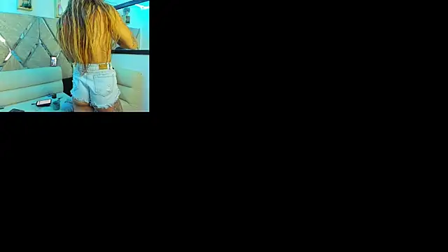 parejacaliente20154 online show from 04-27-26, 11:41
