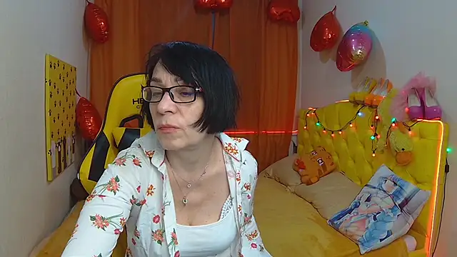 Snapshot of SandraHormas chatting on 03-20-25, 08:09 SandraHormas online show from 03-20-25, 08:09