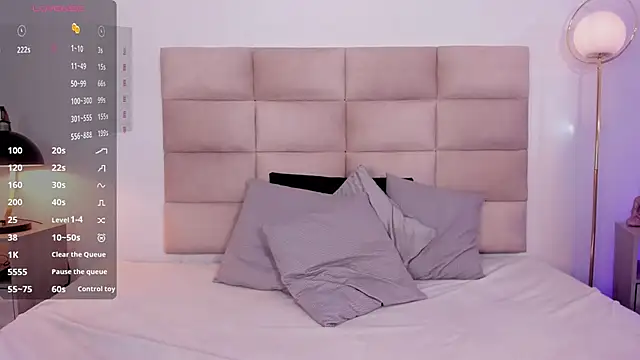 Snapshot of AngelyRosse1 chatting on 01-25-25, 04:45 AngelyRosse1 online show from 01-25-25, 04:45