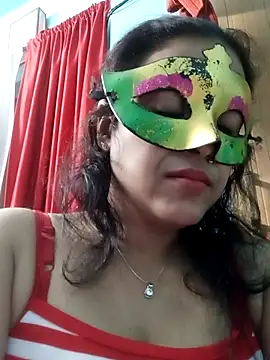 LOVERIAKOL online show from 01-01-25, 04:29