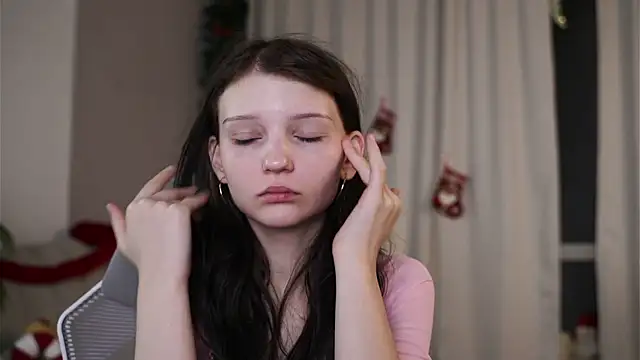 CindyGarrison online show from 12-15-25, 12:15