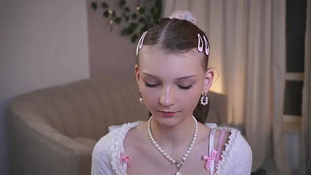 CindyGarrison online show from 04-18-26, 10:54