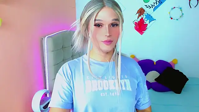 TaylorMon online show from 10-11-25, 01:38