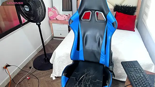 Backsex boy online show from 10-04-25, 01:53