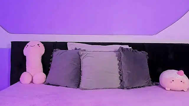 Julieta Cortes   online show from 11-03-25, 12:50