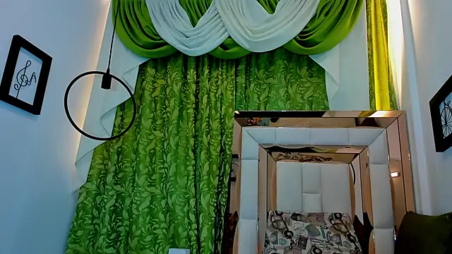 Alanna hot3 online show from 02-04-25, 07:22