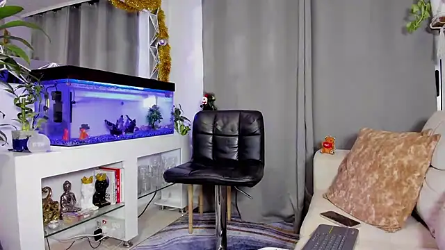 Johnnygrayson1 online show from 12-22-24, 12:07