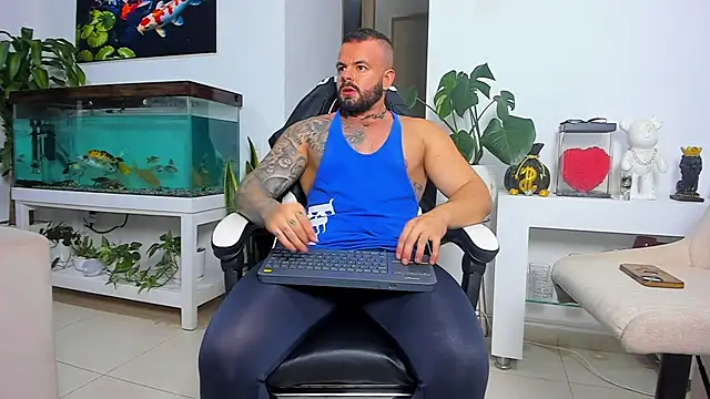 Johnnygrayson1 online show from 10-10-25, 01:15