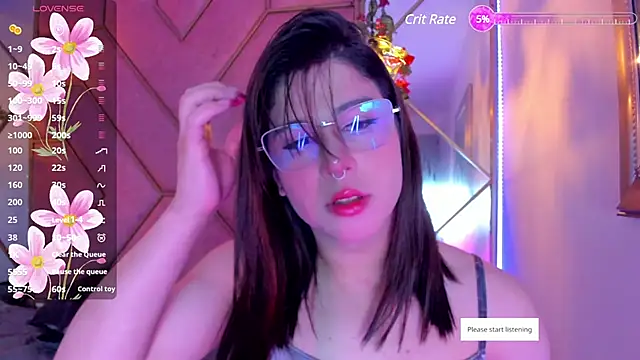 Snapshot of Yuri_Stars chatting on 02-04-25, 08:28 Yuri Stars online show from 02-04-25, 08:28