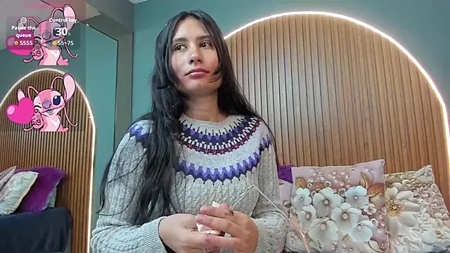 NayeCloud online show from 09-11-25, 03:28