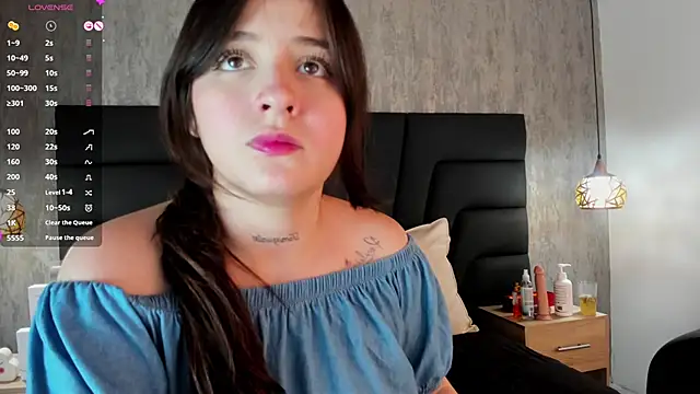 Sabrina Lennox online show from 02-06-25, 10:43