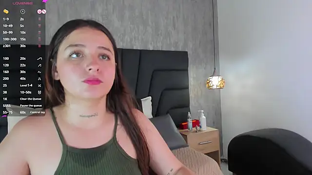 Sabrina Lennox online show from 02-22-25, 01:44