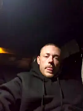 dadyyD95 online show from 02-04-25, 04:48