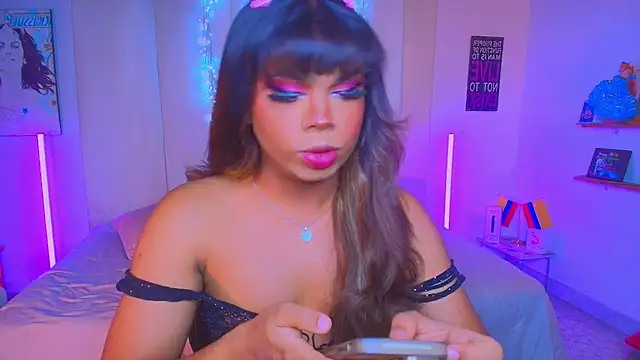 CuteRomi online show from 09-10-25, 11:27