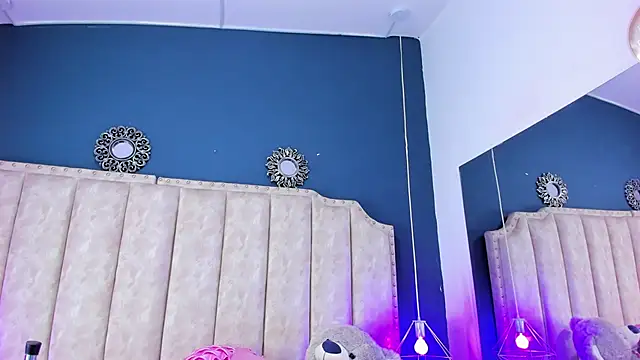 Snapshot of ShanelWest chatting on 01-26-25, 04:30 ShanelWest online show from 01-26-25, 04:30