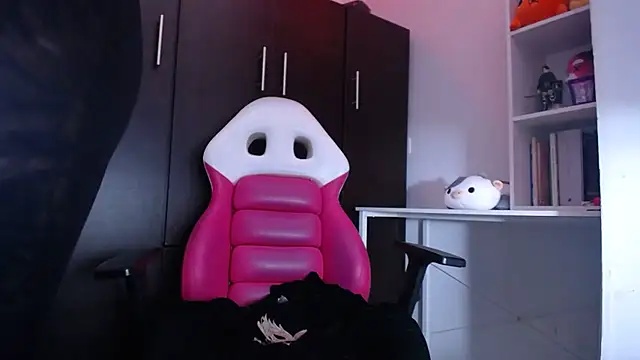 NewAgatha Bolton online show from 12-26-24, 11:46