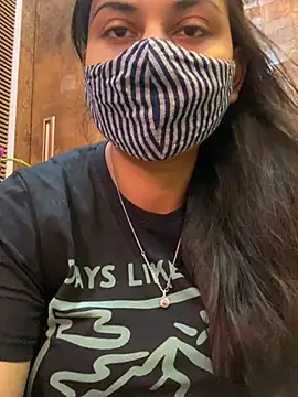 HaaniKaur online show from 01-15-25, 07:48