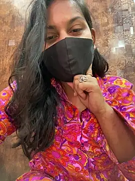 Snapshot of HaaniKaur chatting on 02-02-26, 08:35 HaaniKaur online show from 02-02-26, 08:35