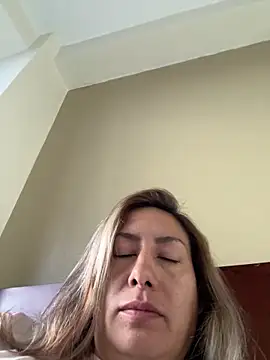 xLadyScarlettx online show from 01-29-25, 11:04