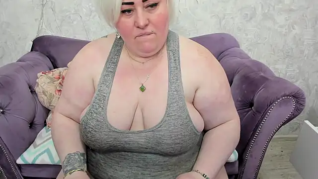 fashiona online show from 02-07-25, 08:31