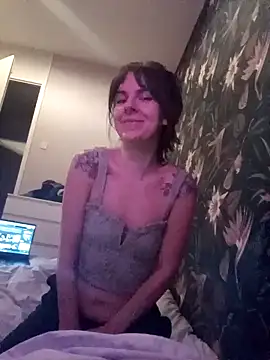 RubyLunaa online show from 12-10-24, 07:54