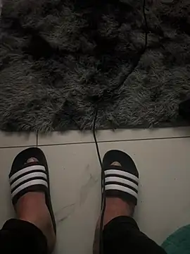 Lucom23 online show from 02-21-26, 01:39