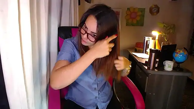 danielle rose 1 online show from 06-07-26, 06:22