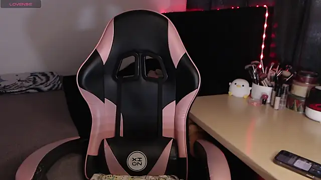 Theprojectsaraa online show from 04-27-26, 02:04