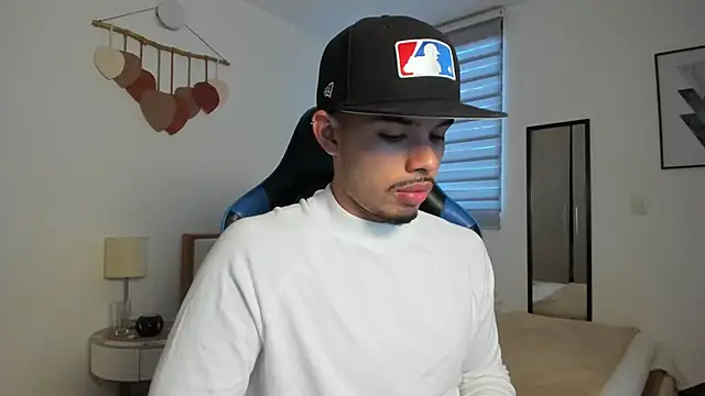 mateoleonee online show from 09-22-25, 06:43