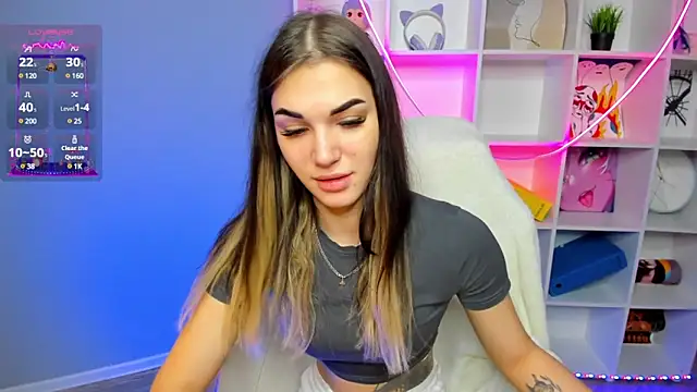 Hellen Moore online show from 01-26-25, 12:26