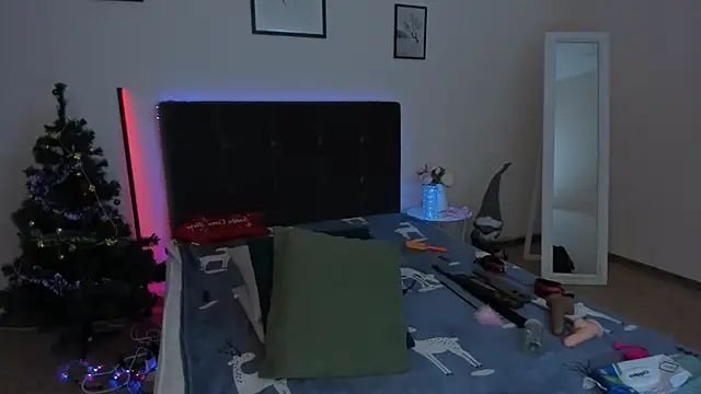 CassieEvans online show from 01-04-25, 06:52