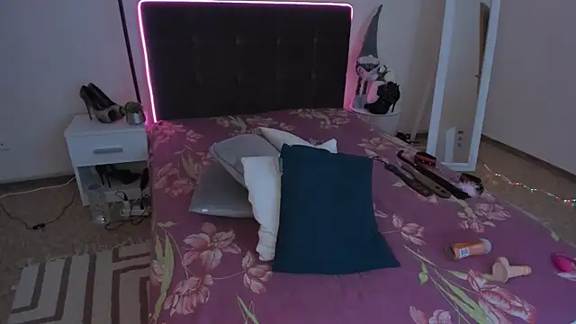 CassieEvans online show from 01-30-25, 06:46